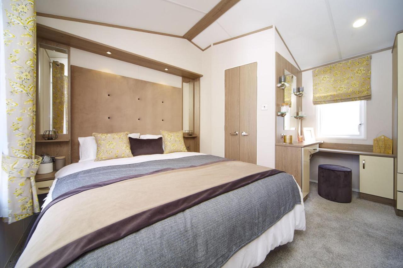 Lavender Lodge South Cerney Esterno foto